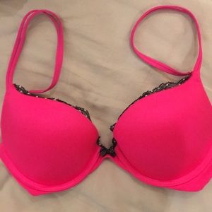 Victoria’s secret “Very Sexy” push up bra